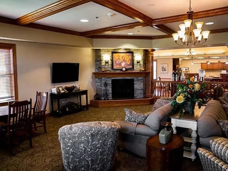 Heritage Pointe of Huntington - Nursing Home in Huntington, IN photo 3