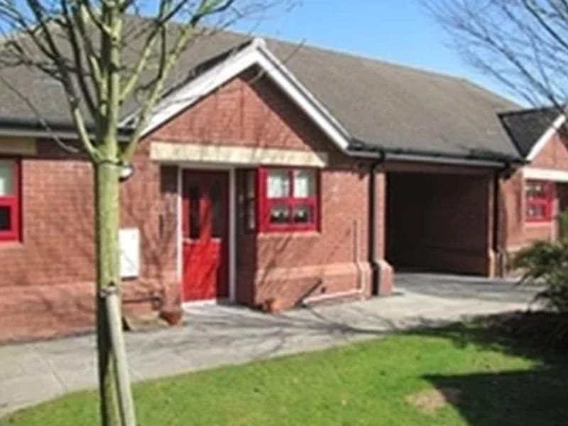 Meadow View - Assisted Living in Alcester, England photo 2
