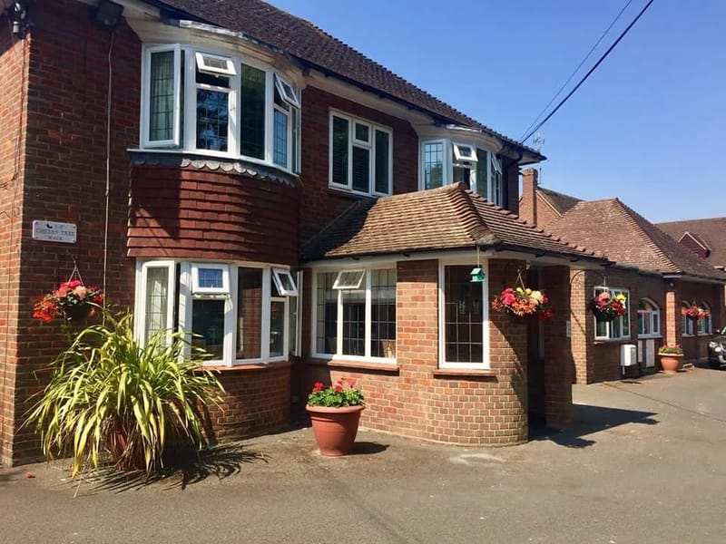 Cherry Tree House Residential Home - Nursing Home in Aylesbury, England photo 1
