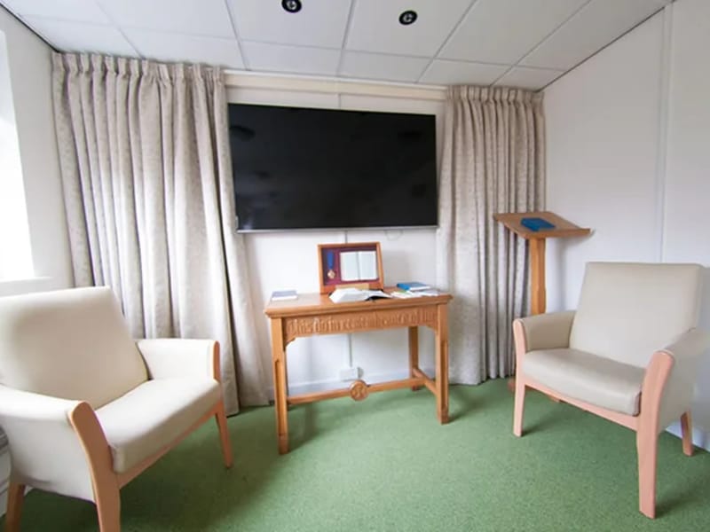 Comfort Call - St Andrews House in Nottingham, England photo 1