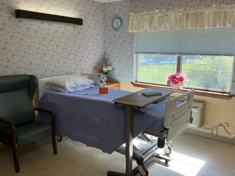Arabella Health & Wellness of Grand Bay - Nursing Home in Grand Bay, AL photo 2
