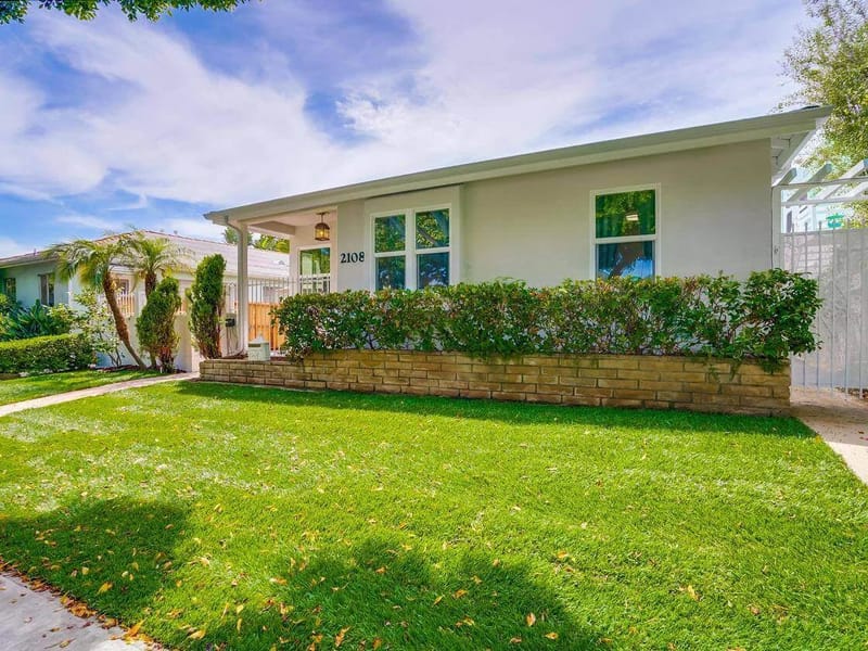 A Caring Touch Board And Care Ii - Assisted Living in Santa Monica, CA photo 2