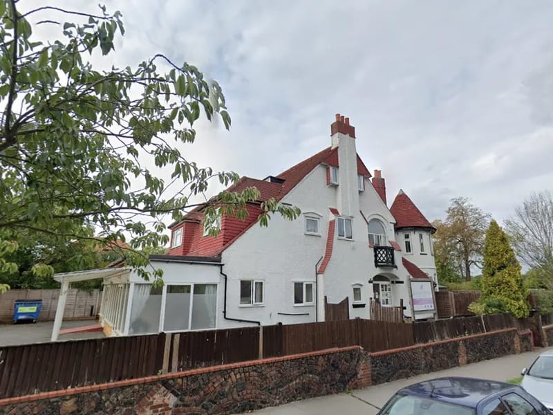 Lloyd Park Nursing Home - Nursing Home in Croydon, England photo 1