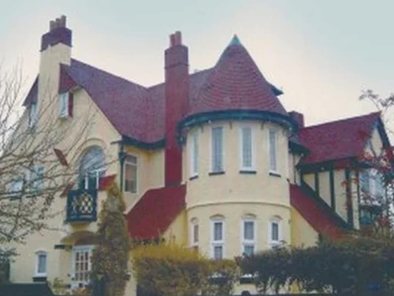 Lloyd Park Nursing Home - Nursing Home in Croydon, England photo 3