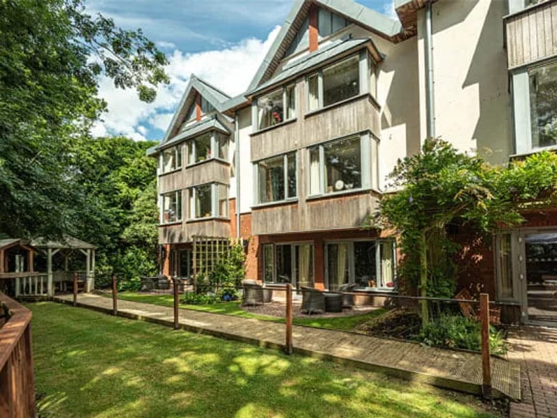Gwen Walford House - Nursing Home in Hereford, England photo 2