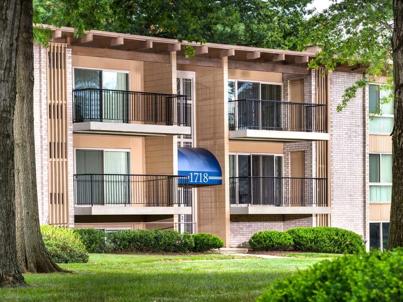 Lansdowne Village — Nursing Home, Saint Louis, MO · photo 2