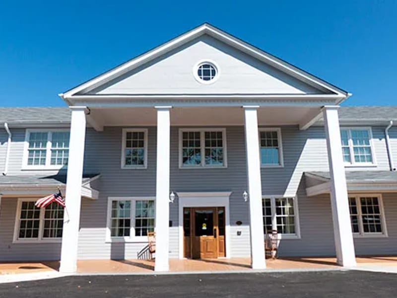 Alexander Guest House - Assisted Living in Oak Ridge, TN photo 2