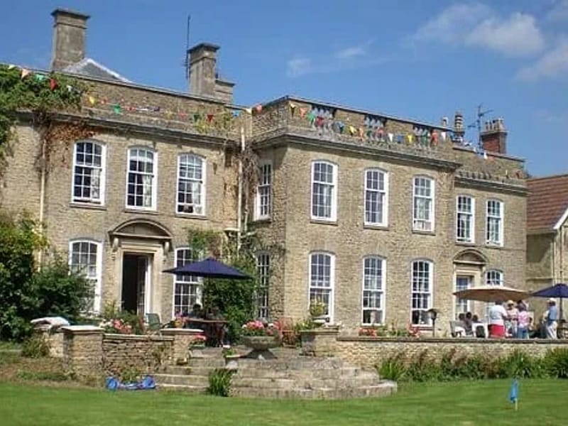 Ashgables House - Assisted Living in Chippenham, England photo 2