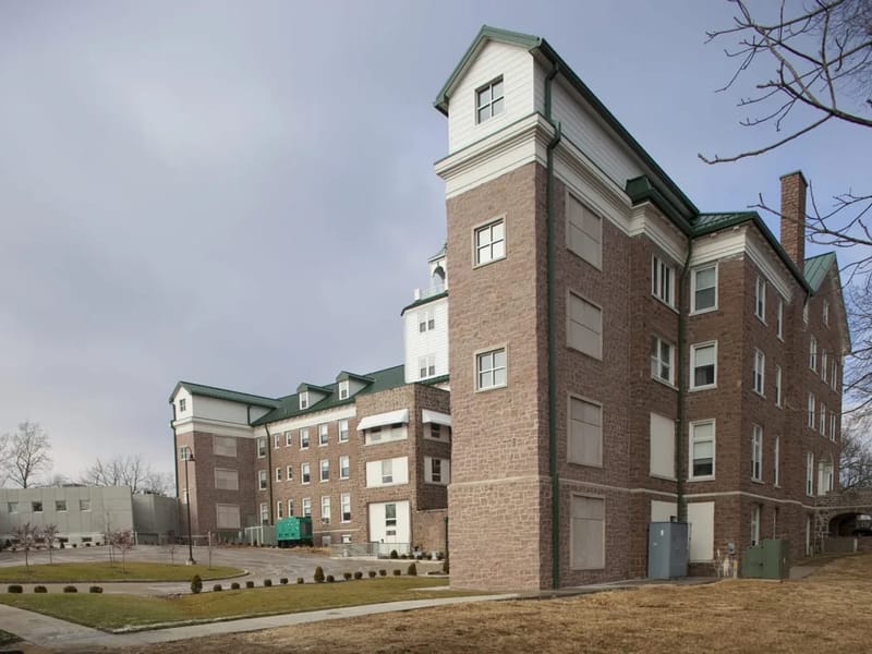 Baptist Homes of Arcadia Valley - Nursing Home in Ironton, MO photo 2
