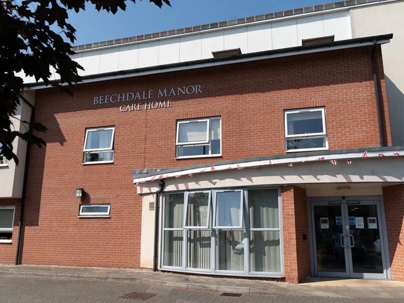 Beech Court Care Home in Nottingham, England photo 2