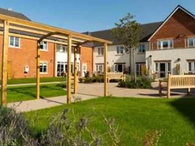 Quarry Hill Grange Residential Home - Assisted Living in Loughborough, England photo 2