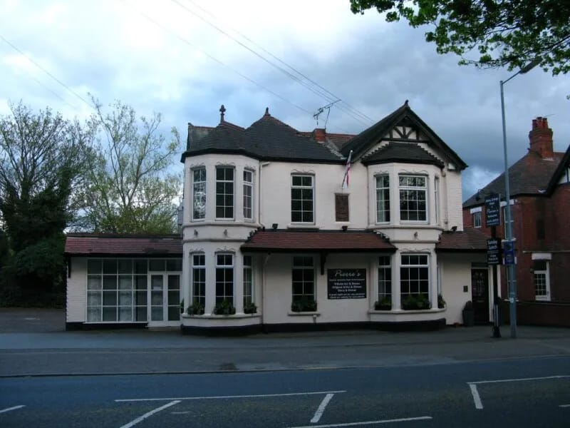 Noble Grange in Nuneaton, England photo 2