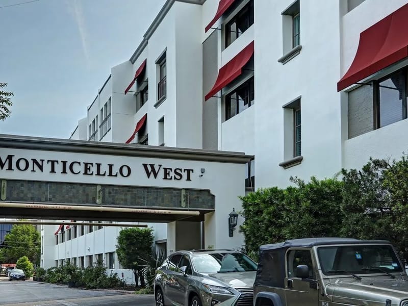 Monticello West - Assisted Living in Dallas, TX photo 2
