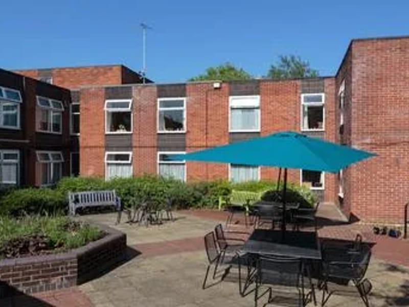 Shepley House - Assisted Living in Stockport, England photo 2