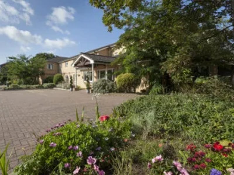 Hithermoor House - Assisted Living in Staines-Upon-Thames, England photo 1