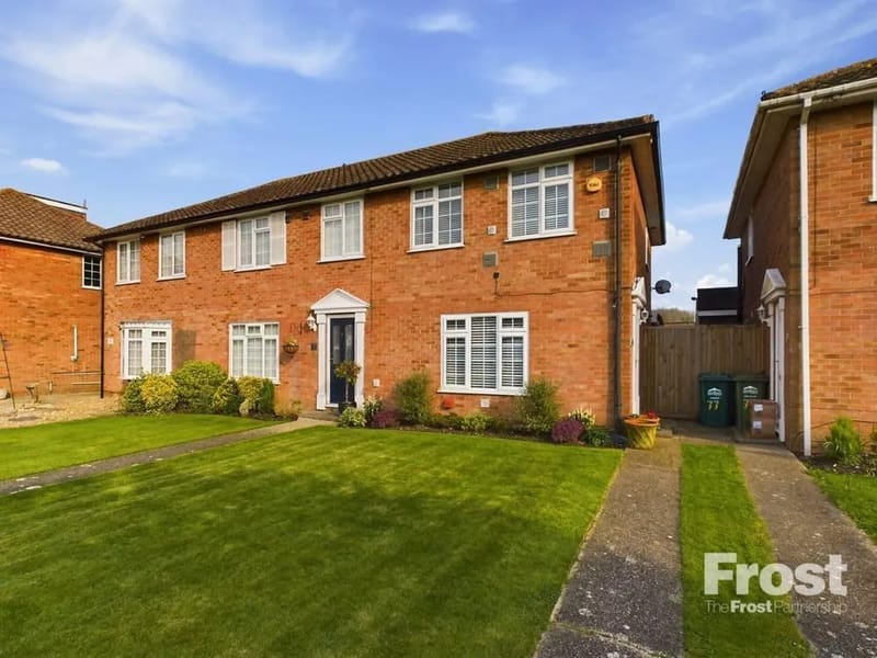 Hithermoor House - Assisted Living in Staines-Upon-Thames, England photo 2