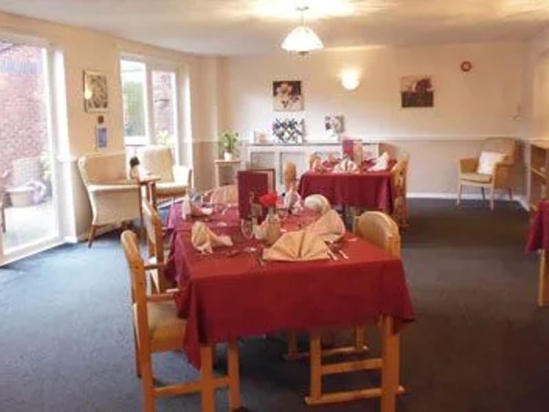 Ashbourne Nursing Home - Nursing Home in Rochdale, England photo 3