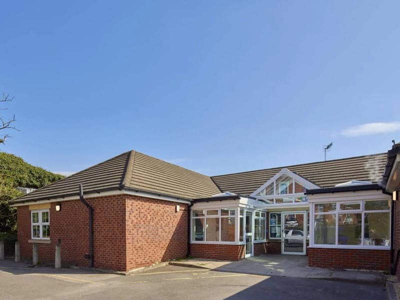 Lonnen Grove - Assisted Living in Rotherham, England photo 2