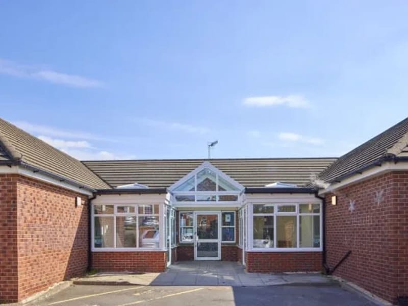 Lonnen Grove - Assisted Living in Rotherham, England photo 1