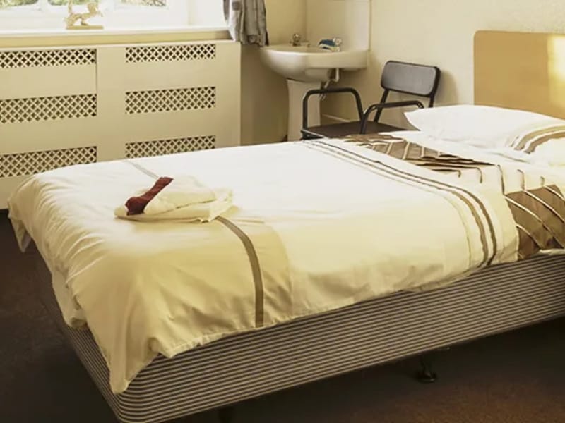 Cherry Tree Lodge Private Residential Care Home - Assisted Living in Rossendale, England photo 3