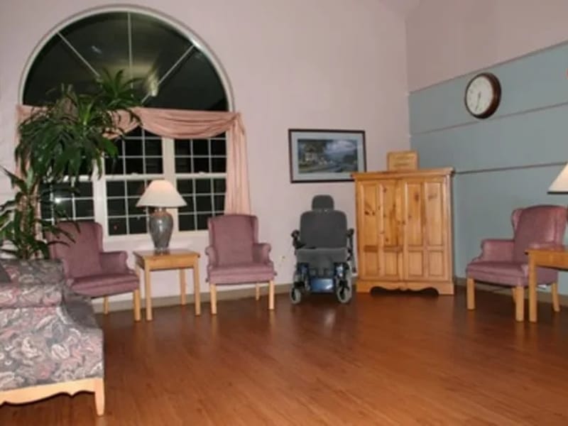 Landmark Care and Rehabilitation - Nursing Home in Yakima, WA photo 2