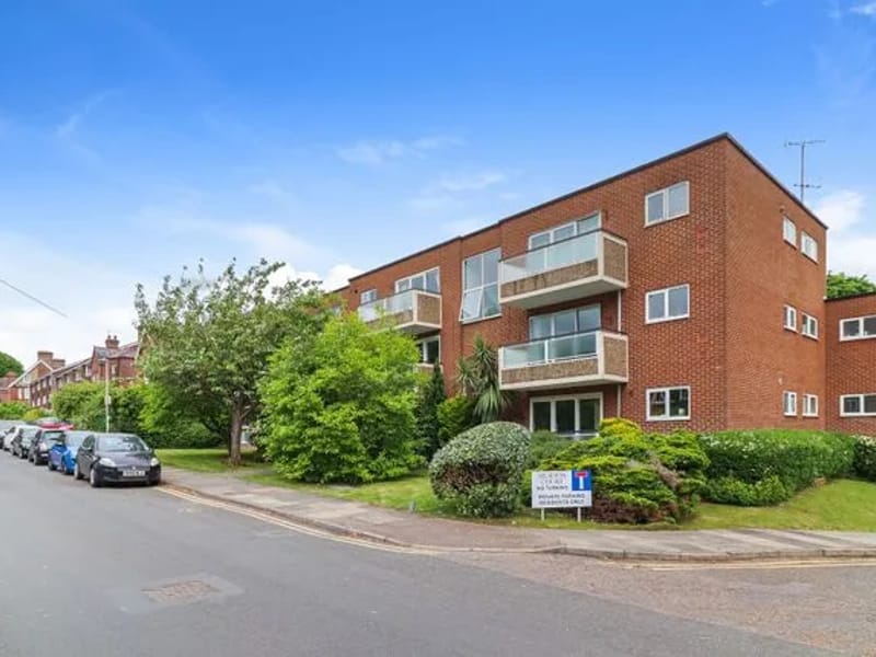 United Response - 66 & 66a Lemsford Road - Assisted Living in St Albans, England photo 2