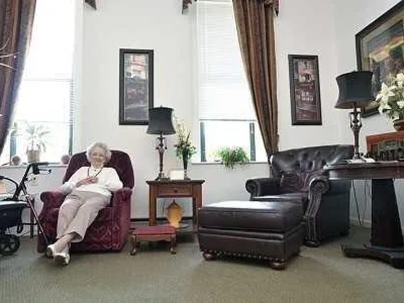 Bell Tower Retirement Llc - Assisted Living in East Dubuque, IL photo 2