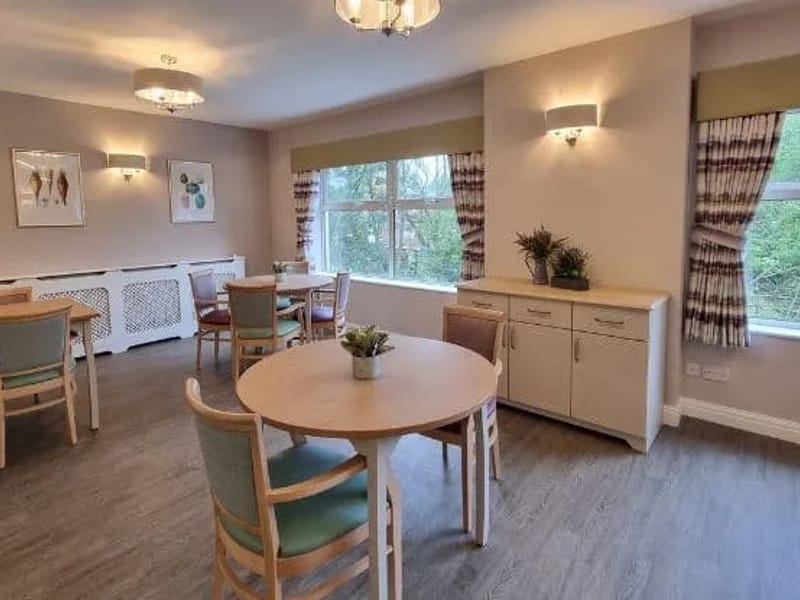 Kings Park Nursing Home - Nursing Home in Ashton Under Lyne, England photo 5