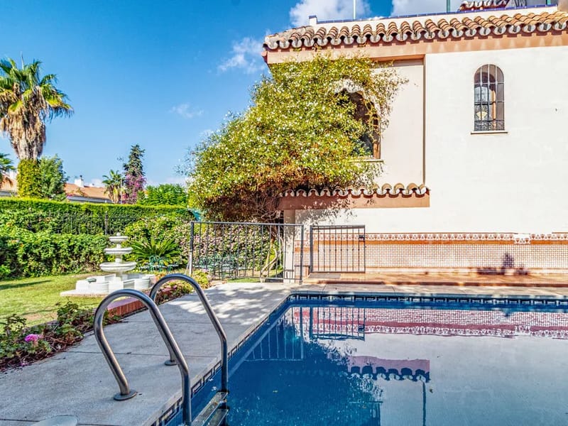Residencia Monsalvez - Hogar de Ancianos in Málaga, Andalucía photo 1