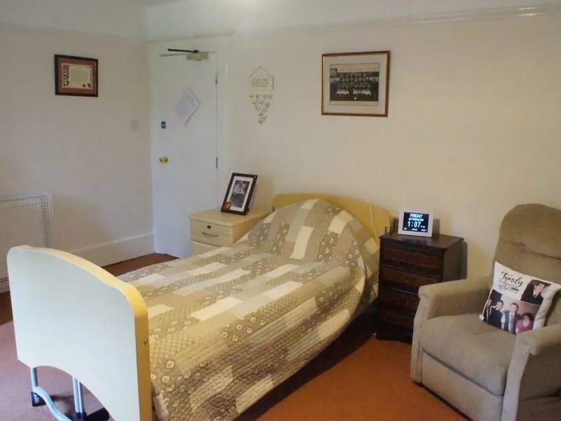 Limefield Court Retirement Home - Assisted Living in Bury, England photo 6