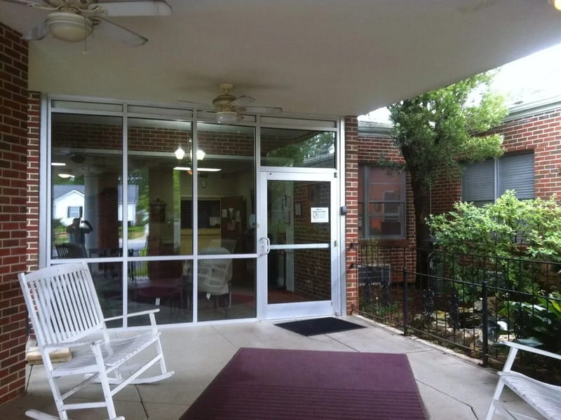 Crowne Health Care of Citronelle — Nursing Home, Citronelle, AL · photo 2