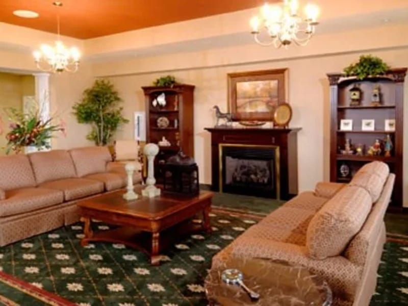 Mission Point Health Campus of Jackson - Assisted Living in Jackson, MI photo 3