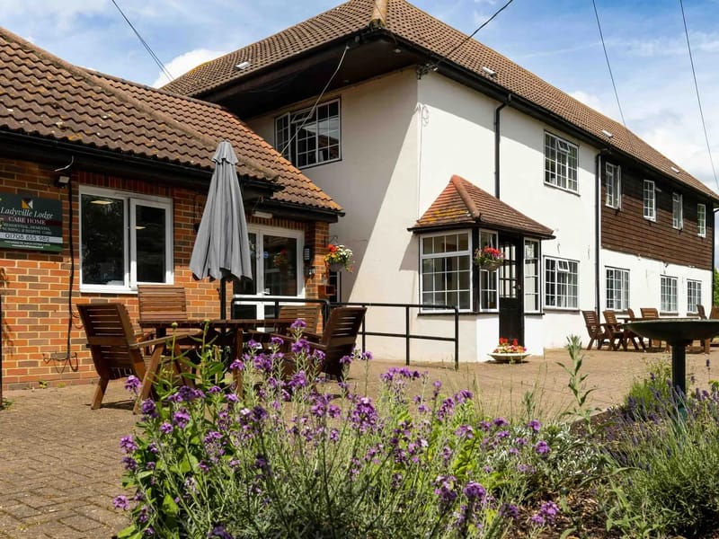 Ladyville Lodge - Assisted Living in Upminster, England photo 3