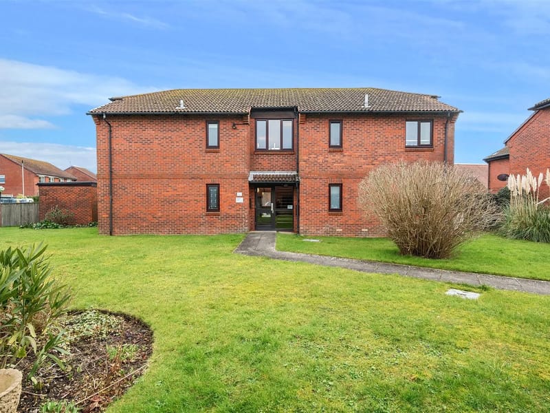 Henson Court - Nursing Home in Bognor Regis, England photo 3