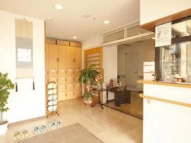 くらら上大岡 - 有料老人ホーム in 横浜市港南区, 神奈川県 photo 1
