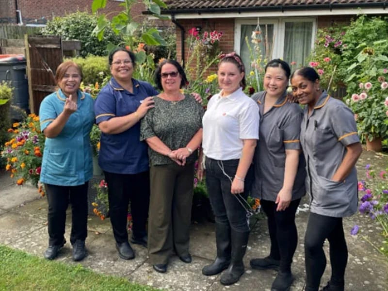 Collinson Care Home - Nursing Home in Luton, England photo 2