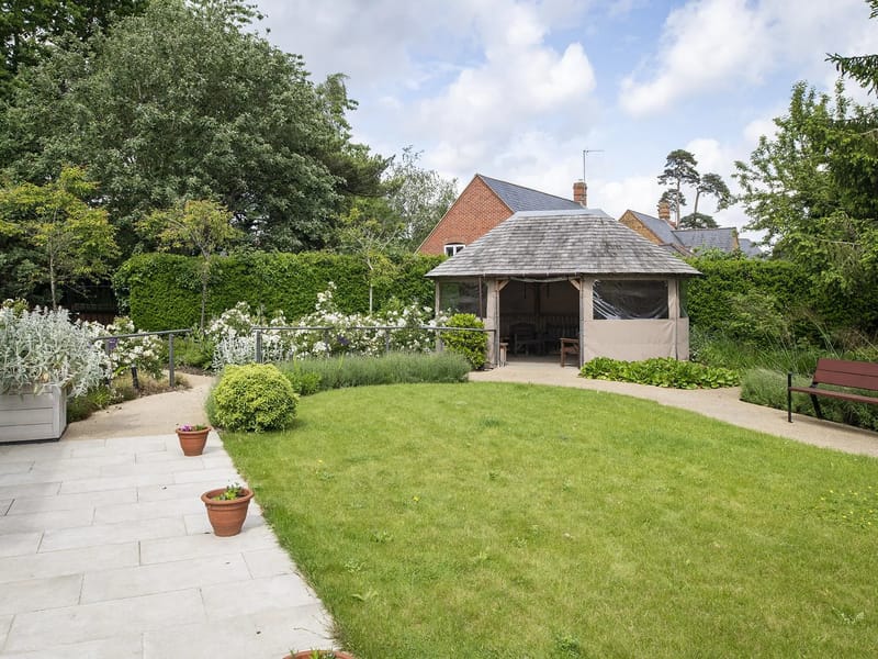 OSJCT Lake House - Assisted Living in Banbury, England photo 3