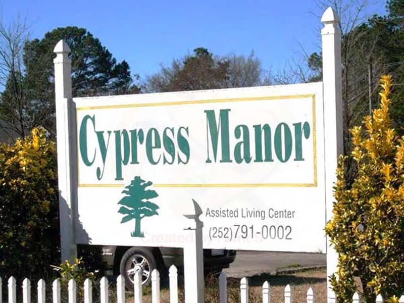 Cypress Manor Assisted Living - Assisted Living in Huntington, WV photo 2