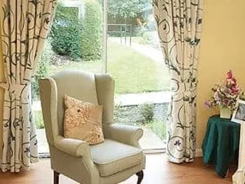 Spennymoor Care Home Limited - Nursing Home in Bolton, England photo 2