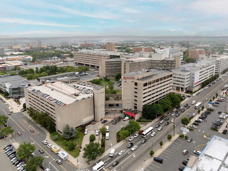 University Hospital - Hospital in Newark, NJ photo 3