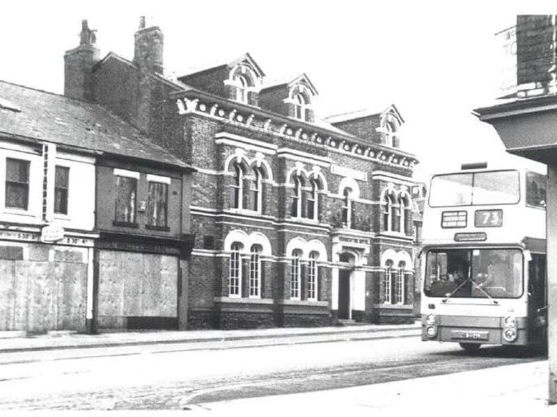 The Broughtons - Assisted Living in Salford, England photo 2