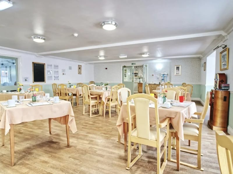 Westoe Grange Care Home - Nursing Home in South Shields, England photo 2