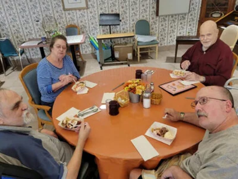 Crosby'S Boarding Home - Assisted Living in Sharon, PA photo 2