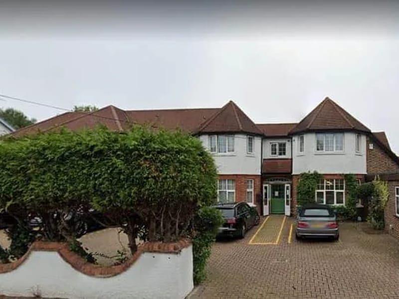 Greensleeves Care Home - Nursing Home in Crawley, England photo 2
