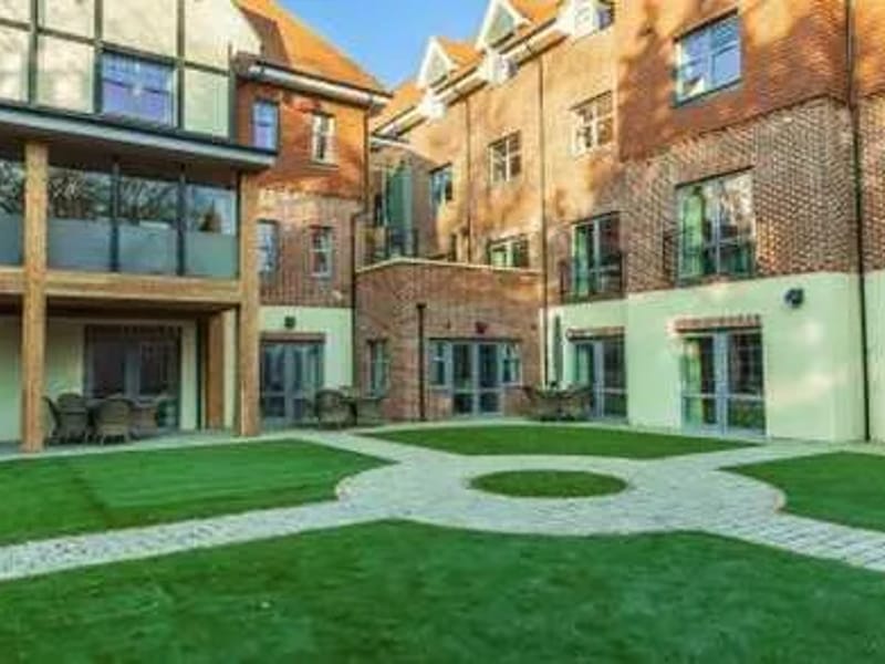 Foxley Lodge Residential Care Home - Assisted Living in Purley, England photo 3
