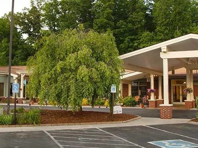 Preston Place Ii - Assisted Living in Kingsport, TN photo 2