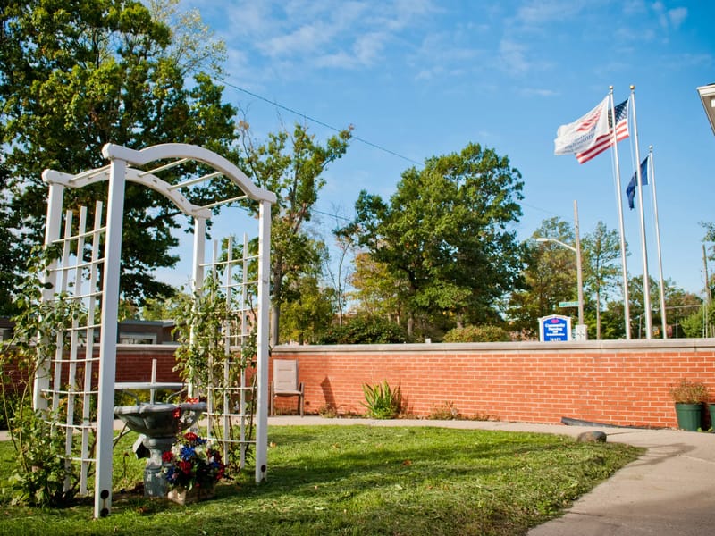 Community Nursing and Rehabilitation Center - Nursing Home in Indianapolis, IN photo 2