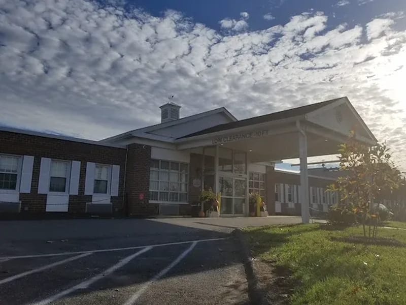 Lorien Mays Chapel - Nursing Home in Timonium, MD photo 3