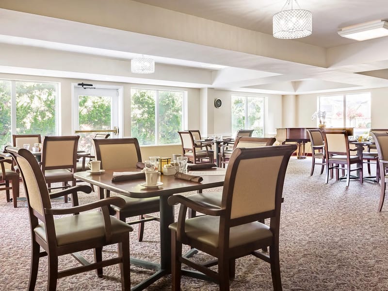 Atria Evergreen Valley - Assisted Living in San Jose, CA photo 2