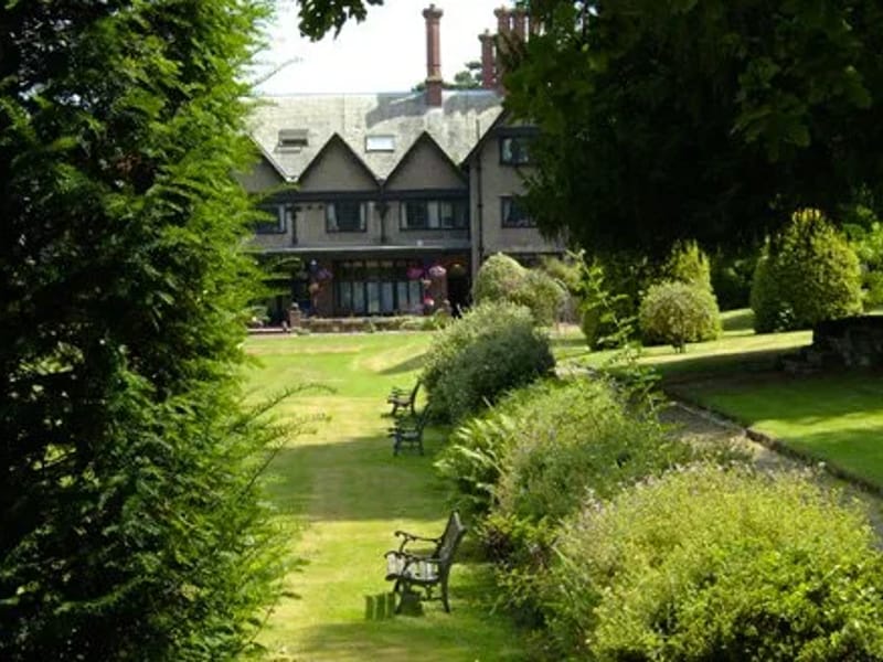 Allesley Hall - Nursing Home in Coventry, England photo 3